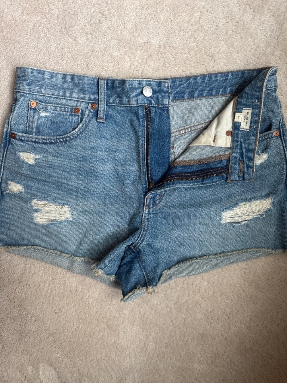 Madewell Relaxed Denim Shorts in Renfield Wash Deconstructed Size 28